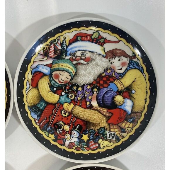Mary Engelbreit Christmas Santa & Kids 7” Appetizer Salad Side Plates Set Of 4 - Picture 3 of 7